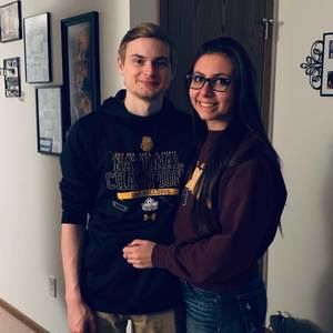 Meet your Posher, Kenzie